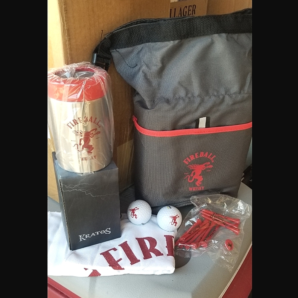 NEW Fireball Whisky Golf Set